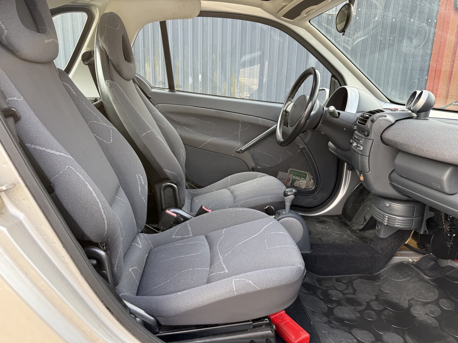 Innenraumfoto von 2005 Smart Fortwo 0.7