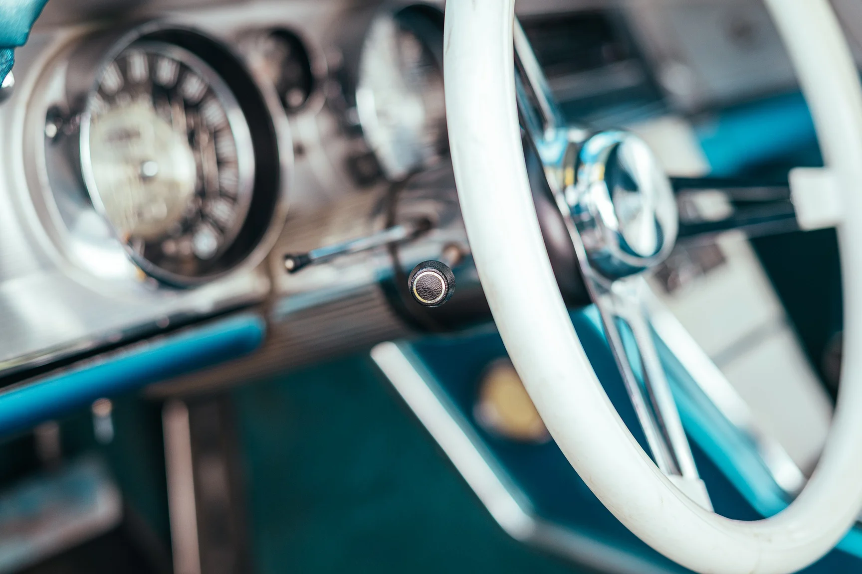 Innenraumfoto von 1964 Buick Riviera Coupé (19)