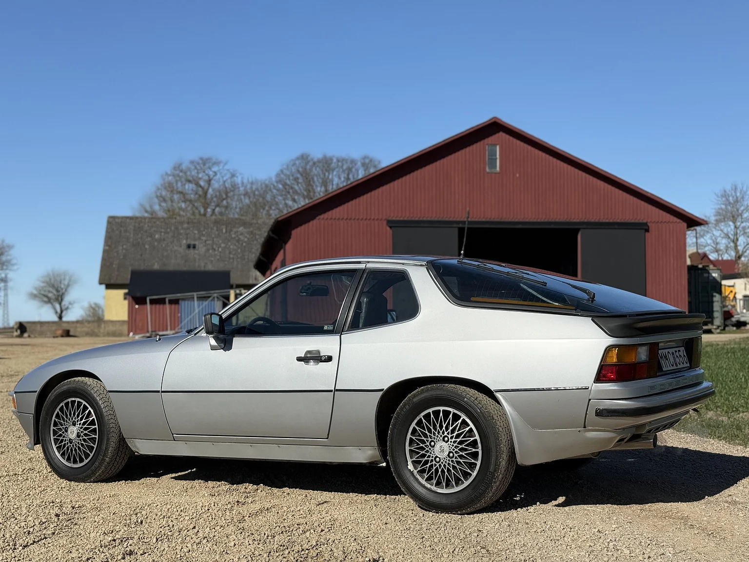 Exteriörbild på 1979 Porsche 924  (65)