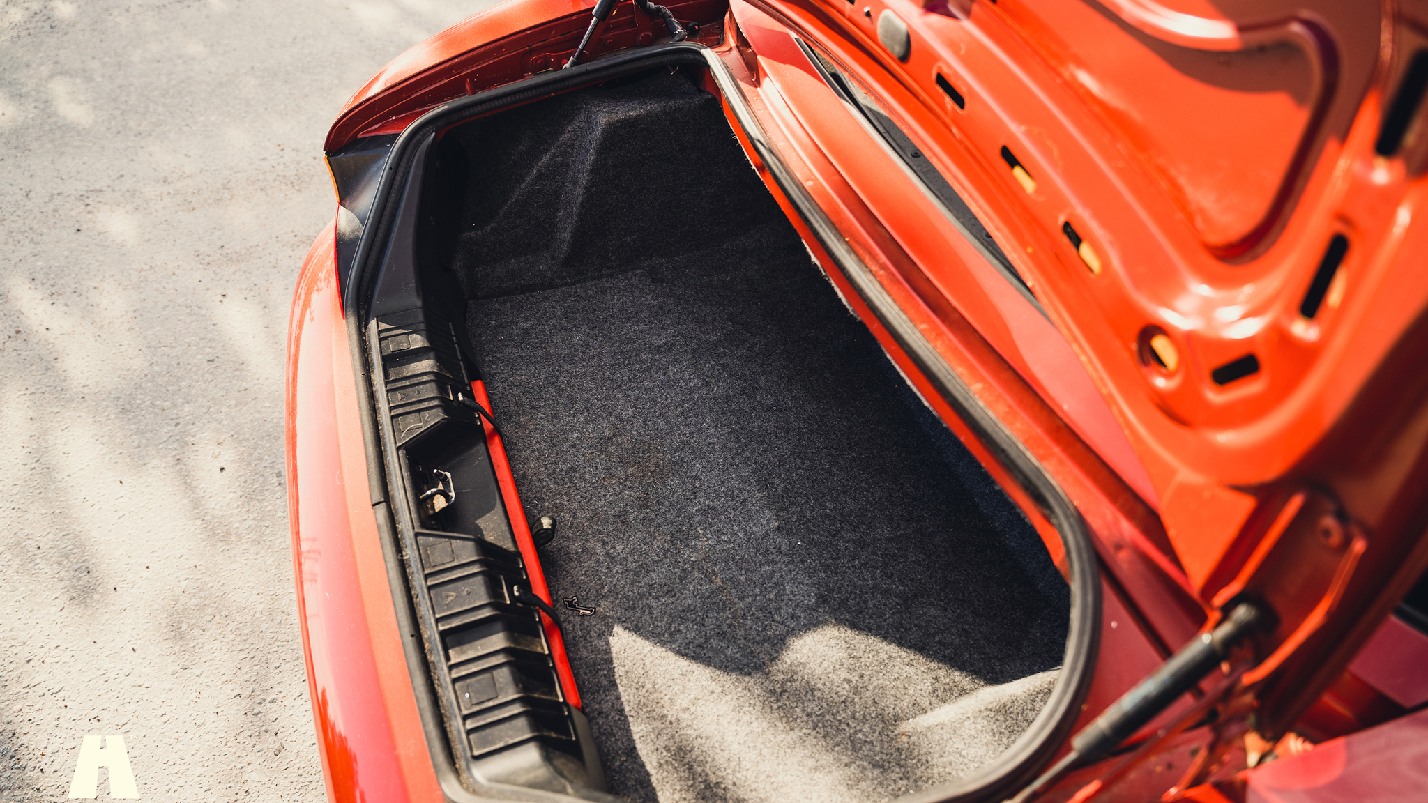 Interior image of 2000 BMW Z3