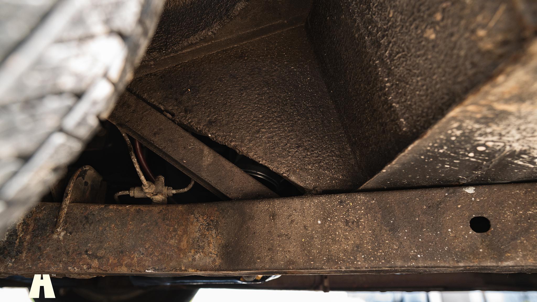 Image of 1974 Triumph TR6 (58) mechanics