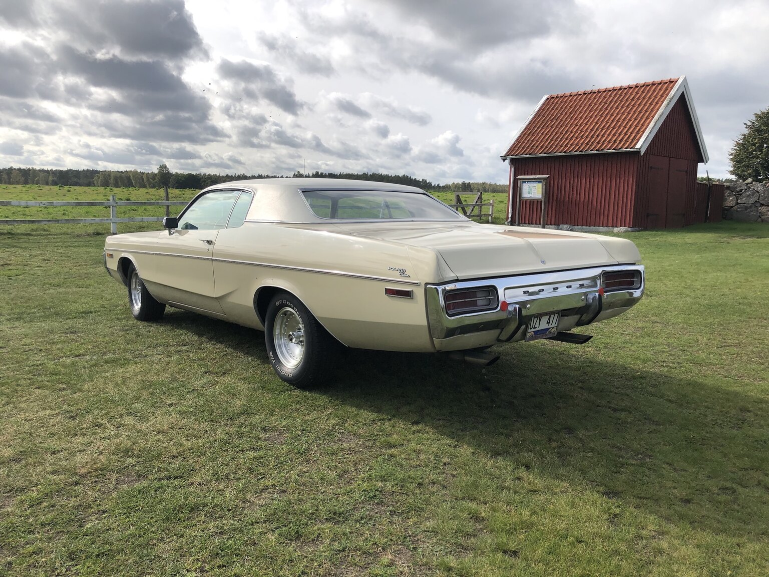 Exterior image of 1972 Dodge Polara Custom