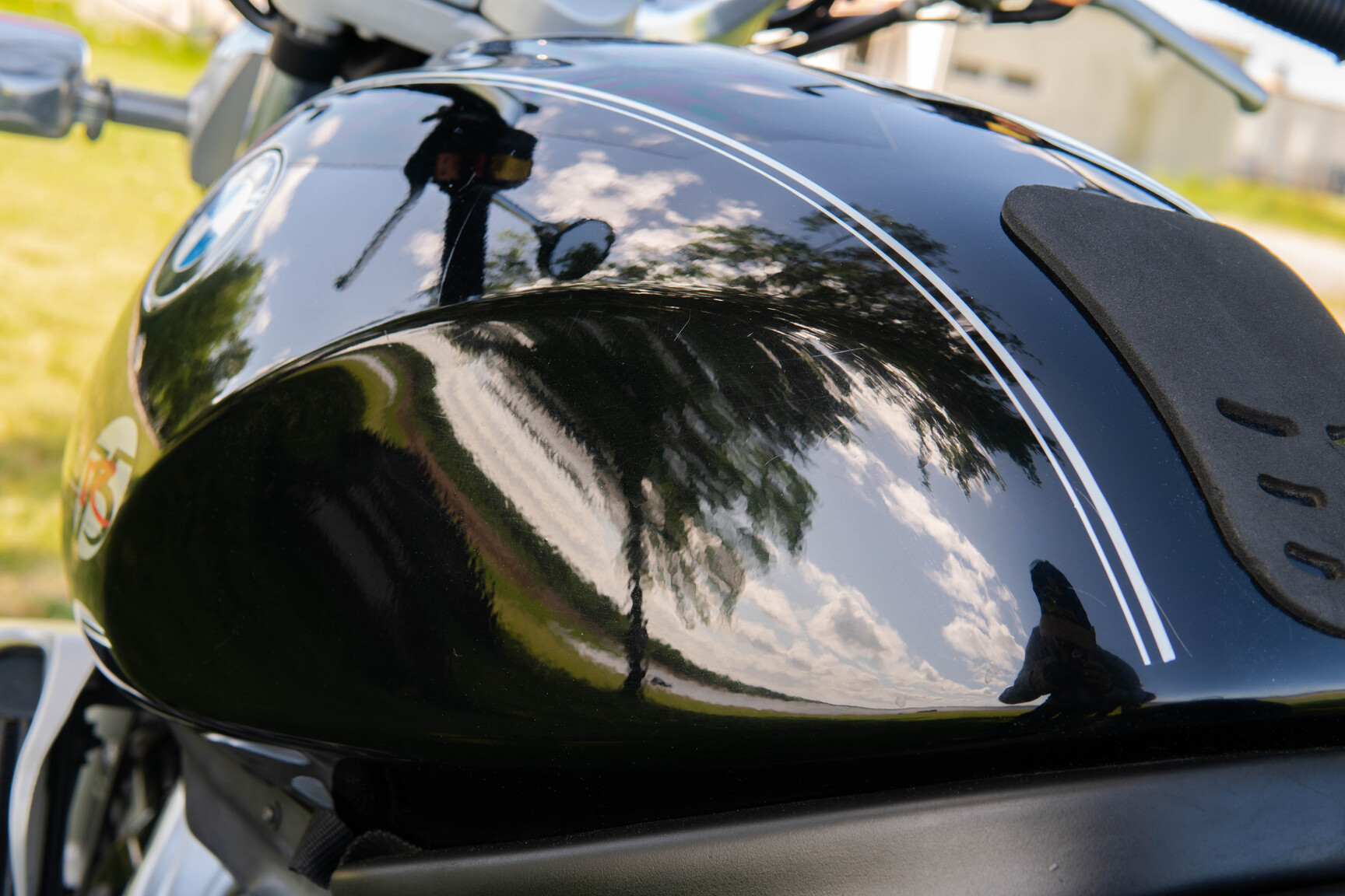 Exteriörbild på 1998 BMW R1100R (31)