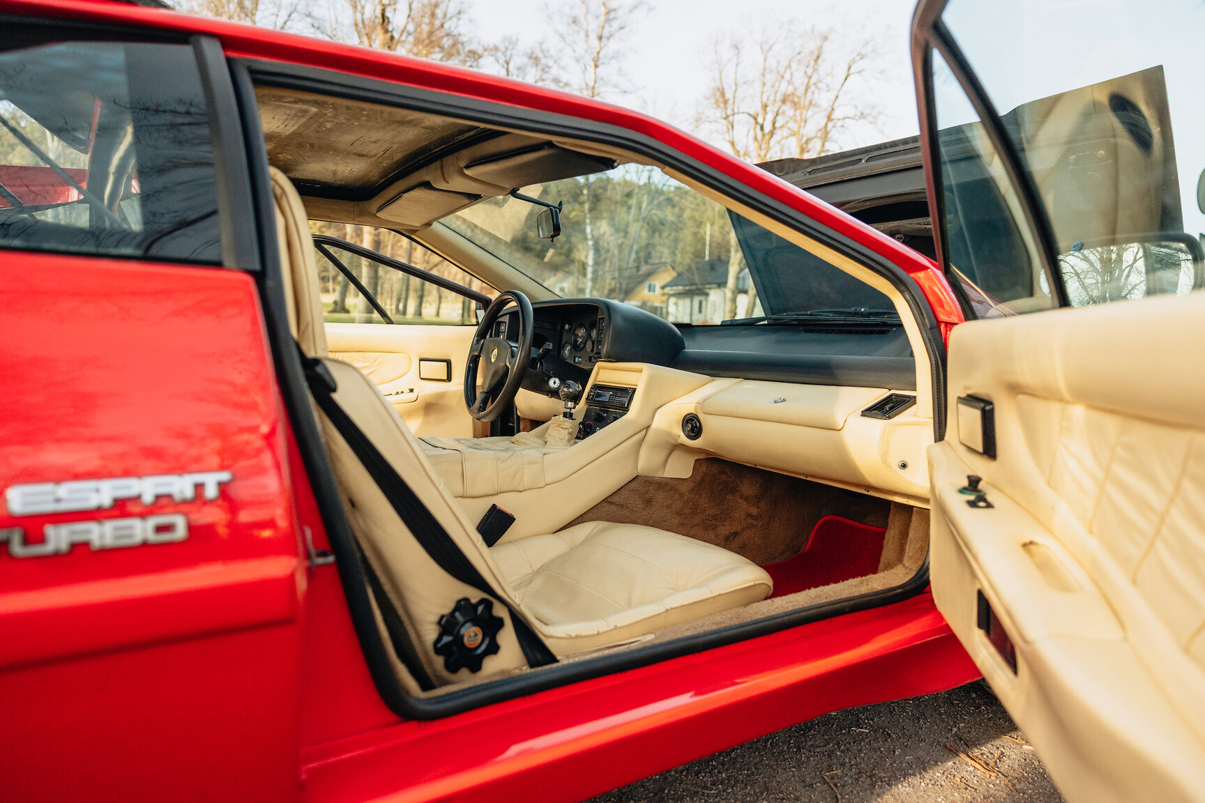 Interior image of 1989 Lotus Esprit Turbo 
