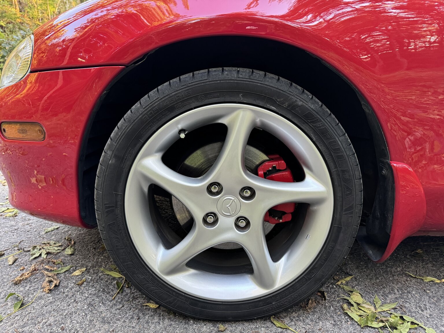 Exterior image of 2004 Mazda MX-5