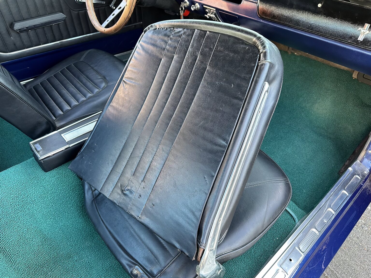 Interior image of 1965 Ford Mustang Fastback 351W (38)