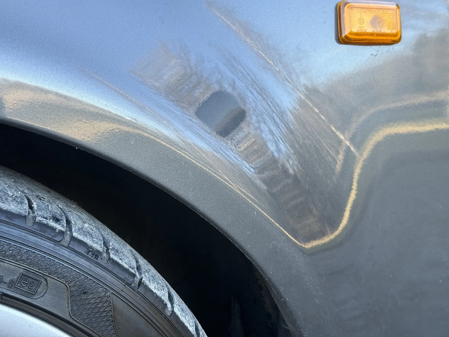 Aussenfoto 1989 Porsche 911 / 930 3.3 Turbo 5-speed (71)