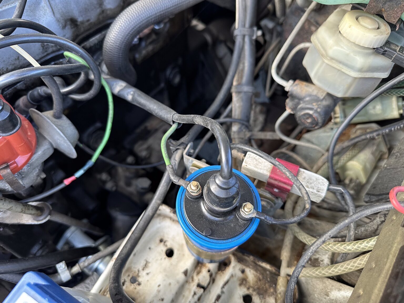 1975 Mercedes Benz 200, Mekanik