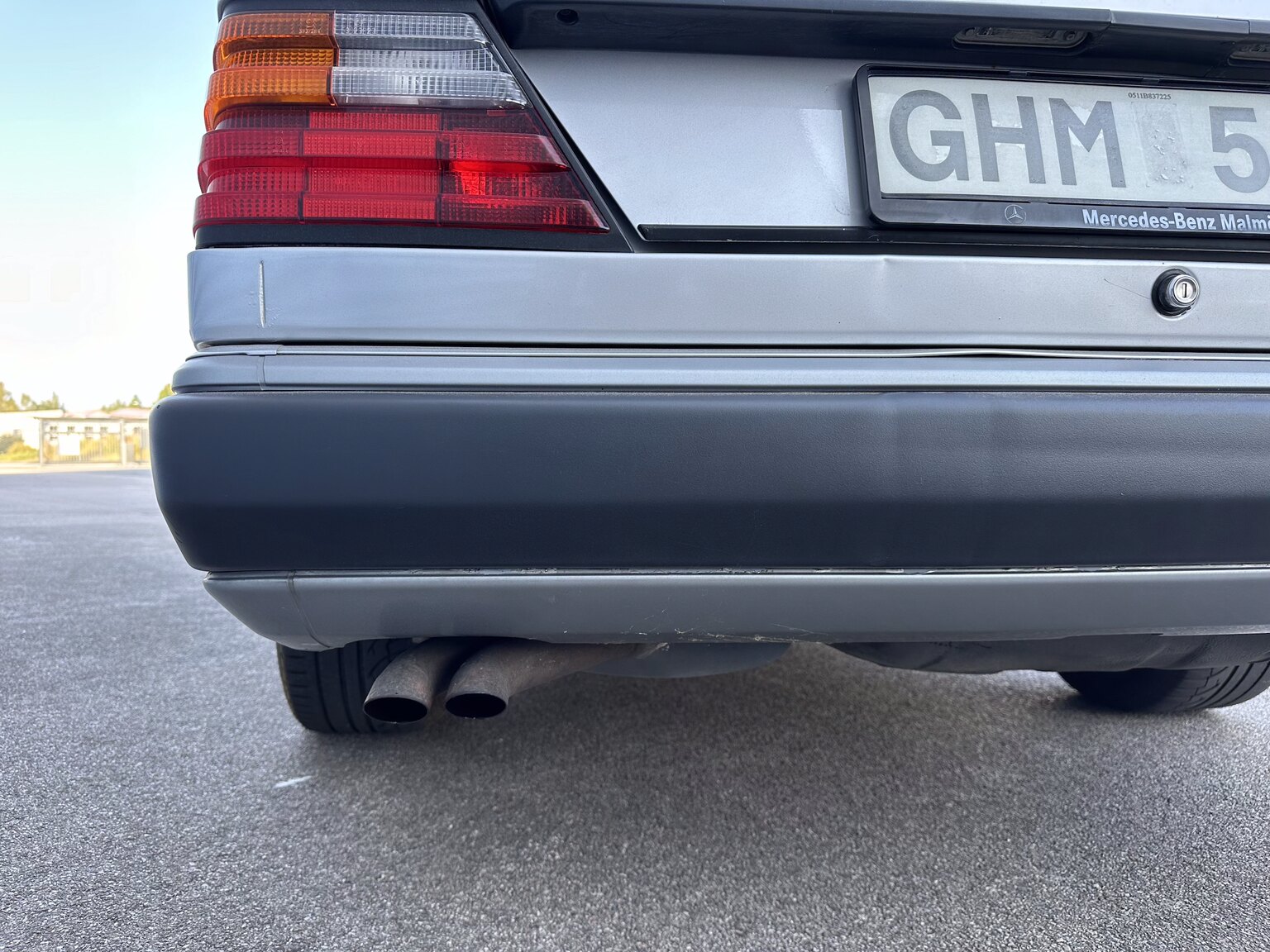 Exteriörbild på 1992 Mercedes-Benz 300 CE-24