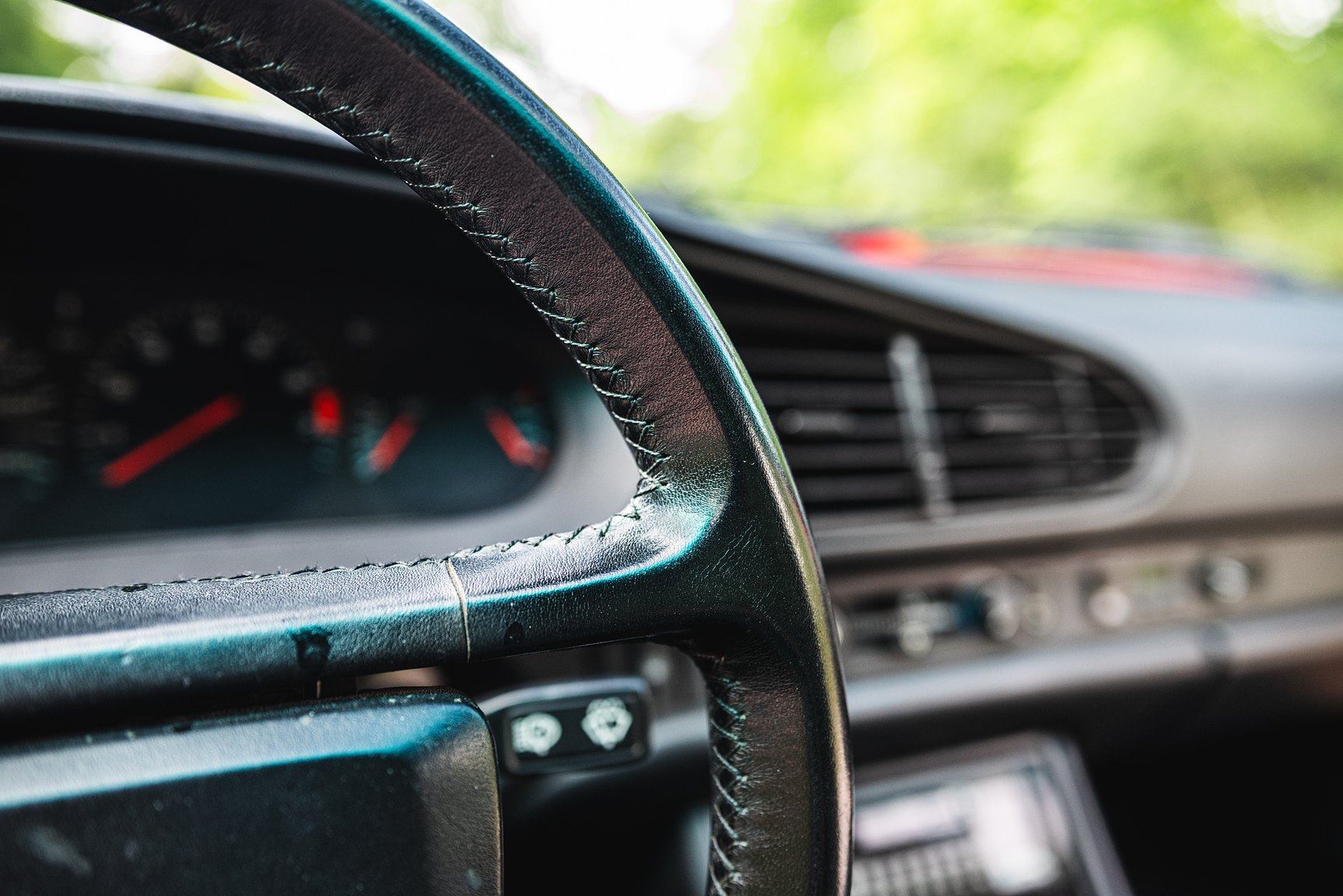 Interior image of 1988 Porsche 944