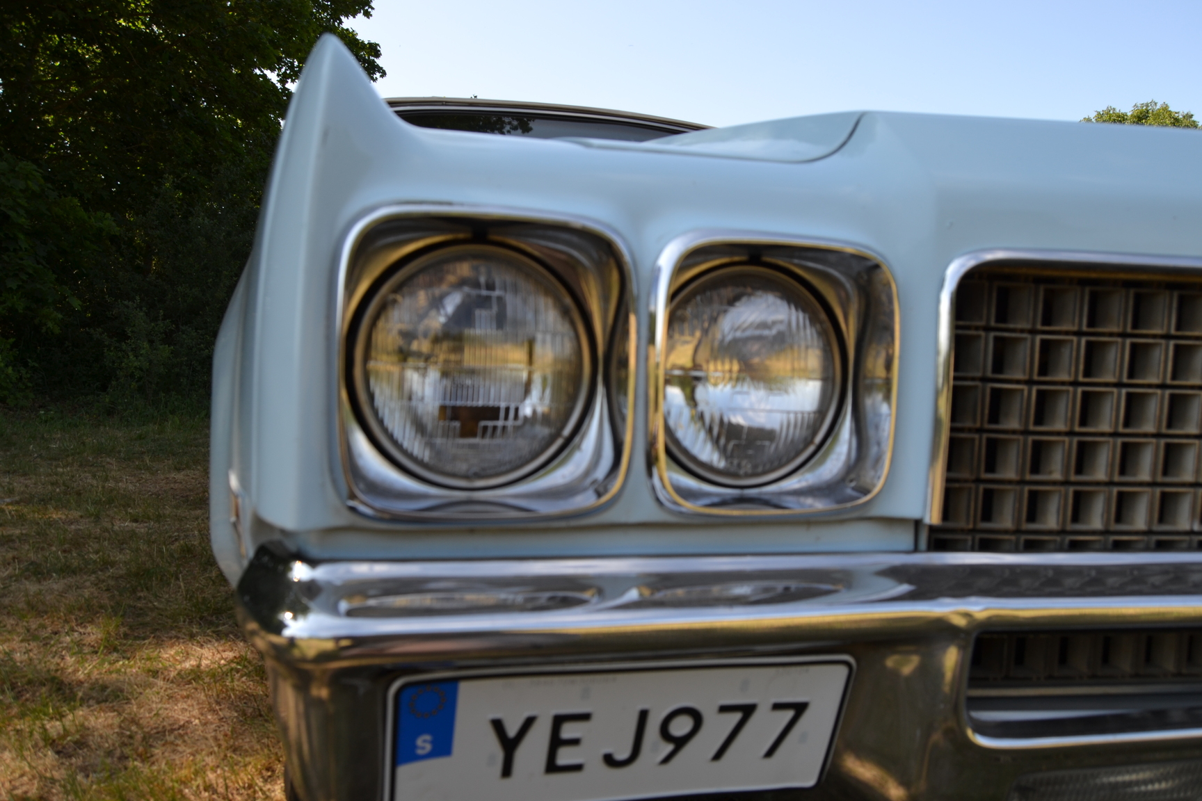 Exterior image of 1970 Oldsmobile Ninety eight Convertible (13)