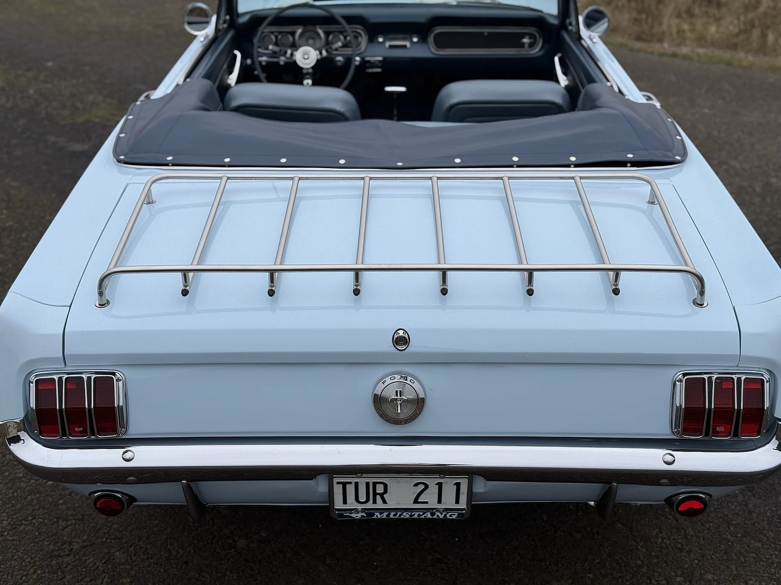 Exteriörbild på 1966 Ford Mustang Convertible 289 V8 (57)