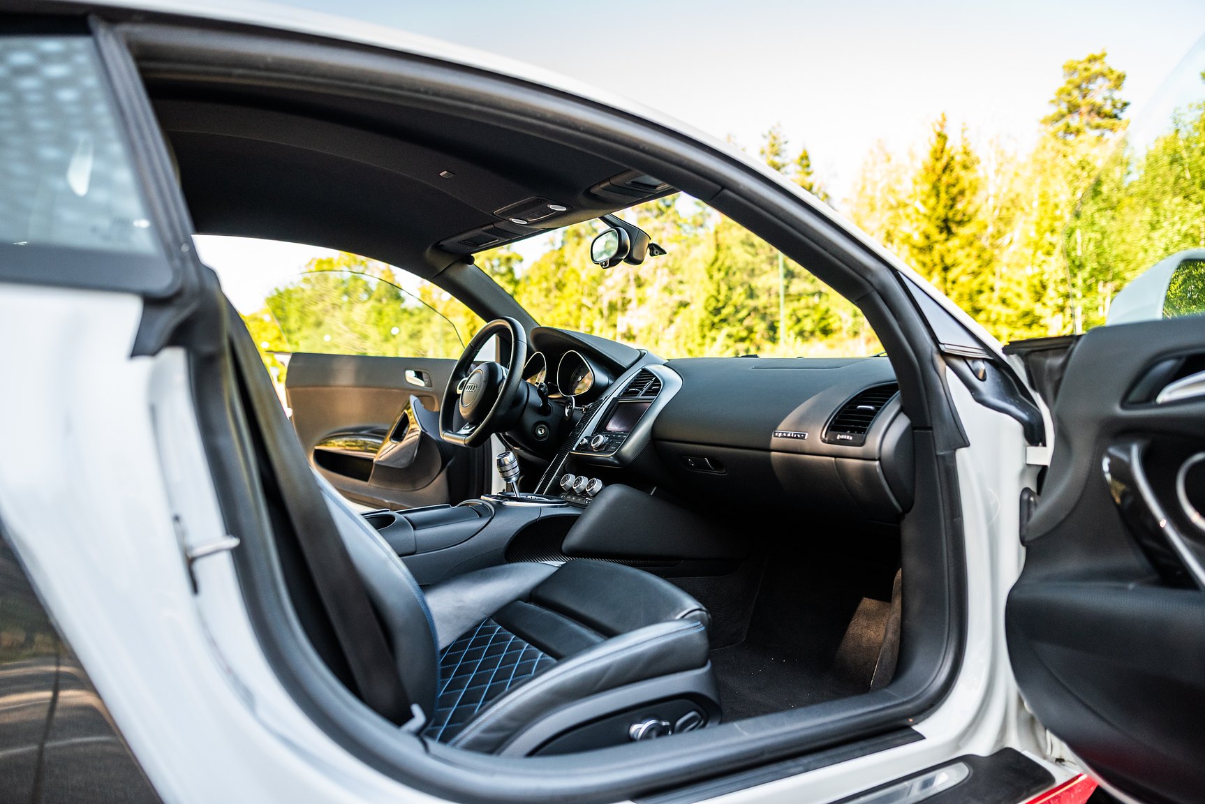 Interior image of 2008 Audi R8 4.2 V8 Turbo Manuell