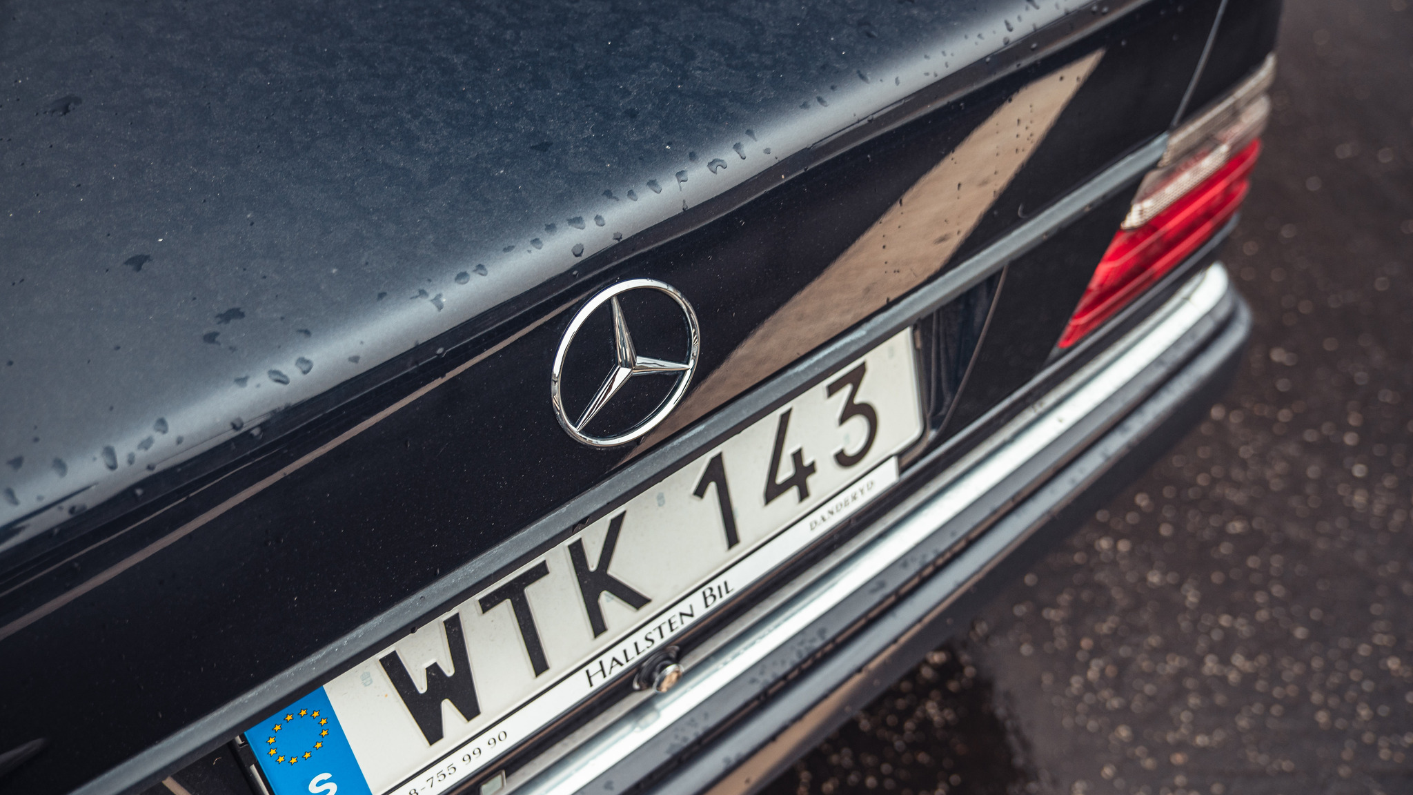 Exteriörbild på 1995 Mercedes Benz E320 Cabriolet (33)