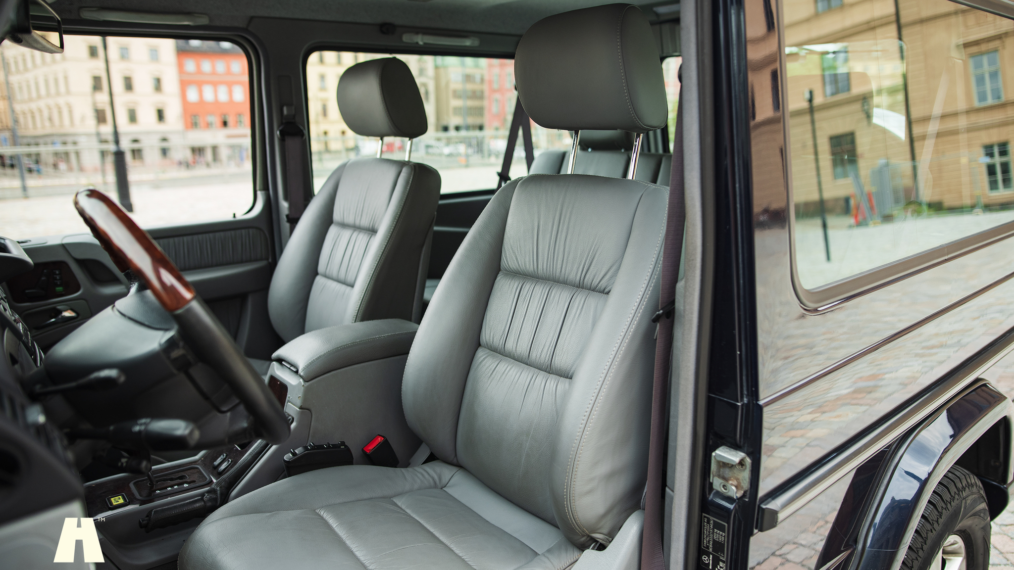 Interiörbild 2004 Mercedes-Benz G400 (KORT)