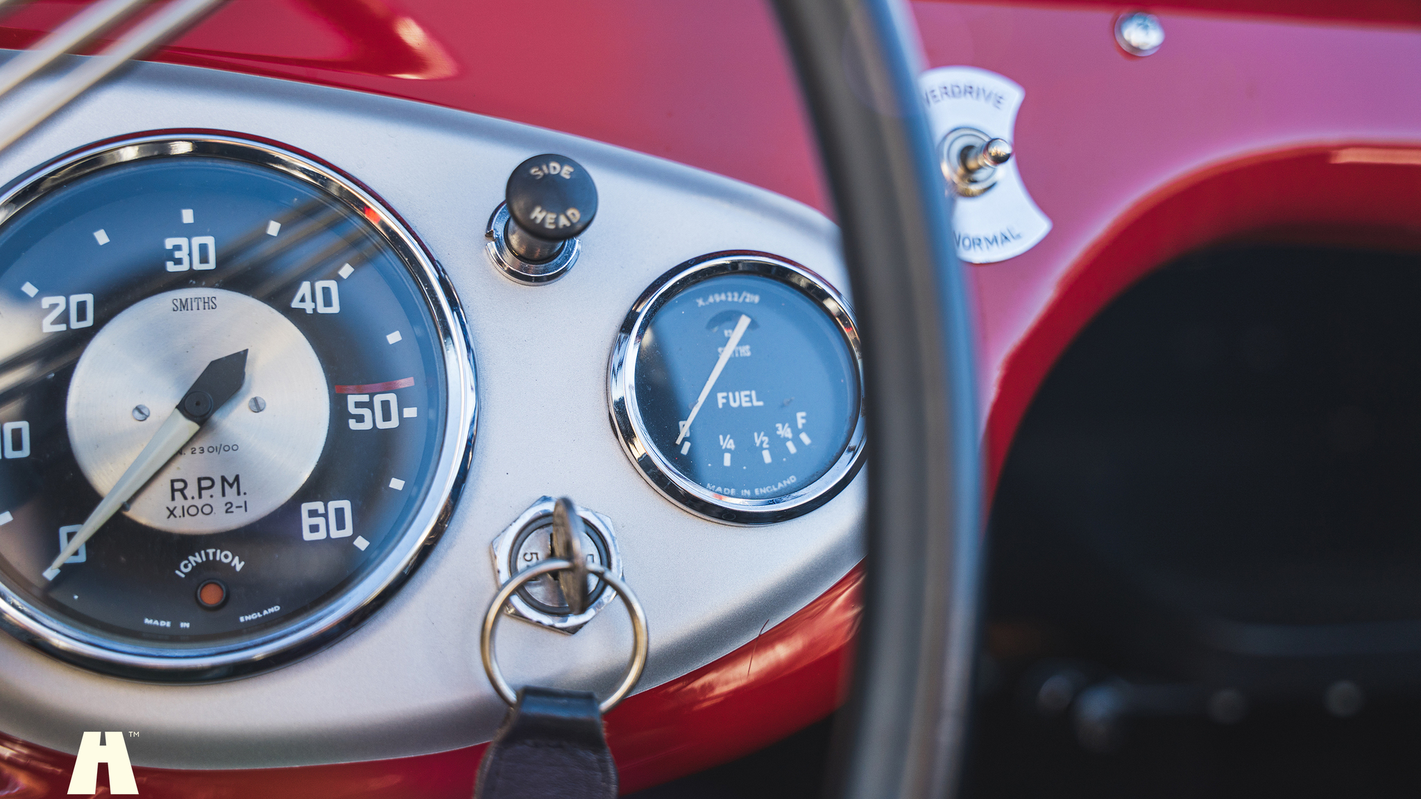 Interior image of 1954 Austin Healey 100 BN1 (18)