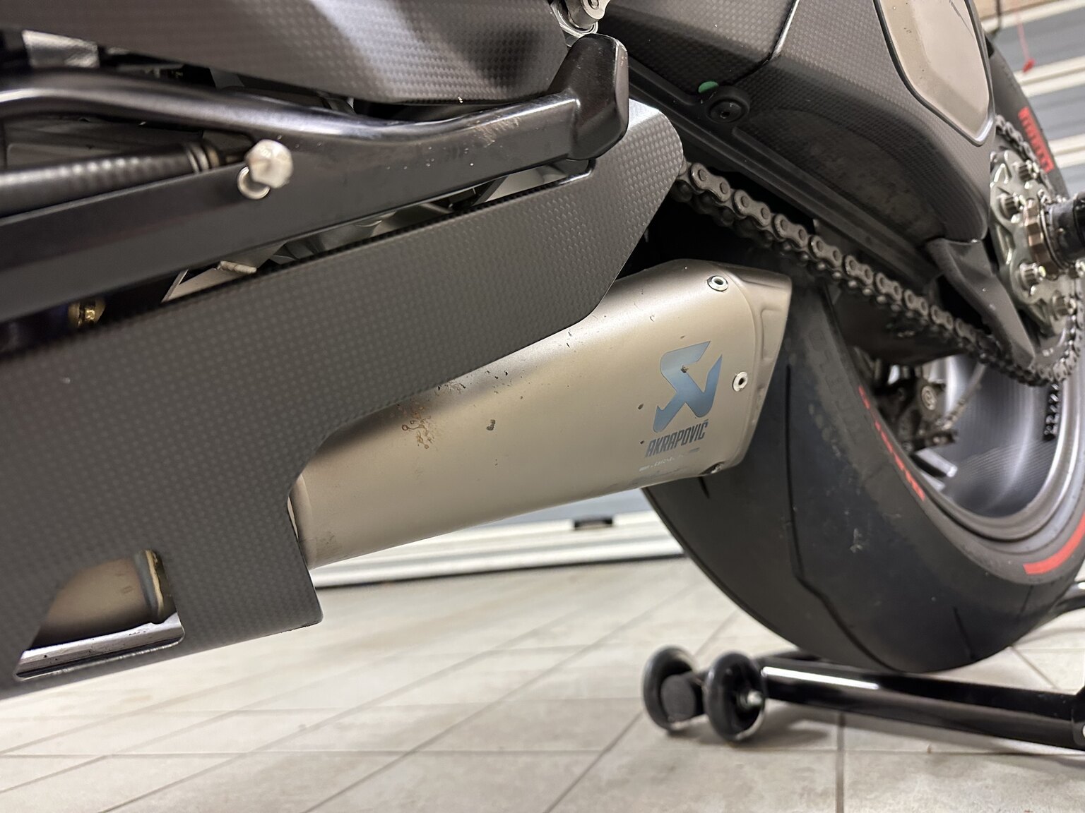 Exterior image of 2021 Ducati Superleggera V4 23/500