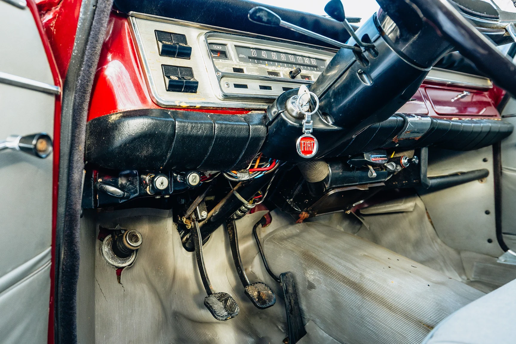 Innenraumfoto von 1965 FIAT 1500 De Luxe (3)