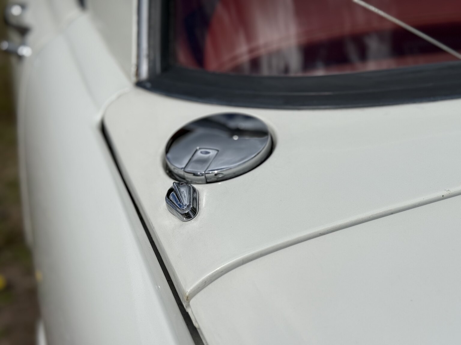 Exterior image of 1967 Rover 2000 TC 2.0 OHC
