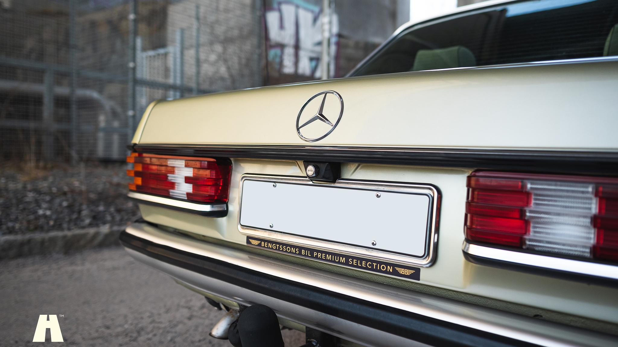 Exteriörbild på 1985 Mercedes-Benz 200 Series 3  (35)