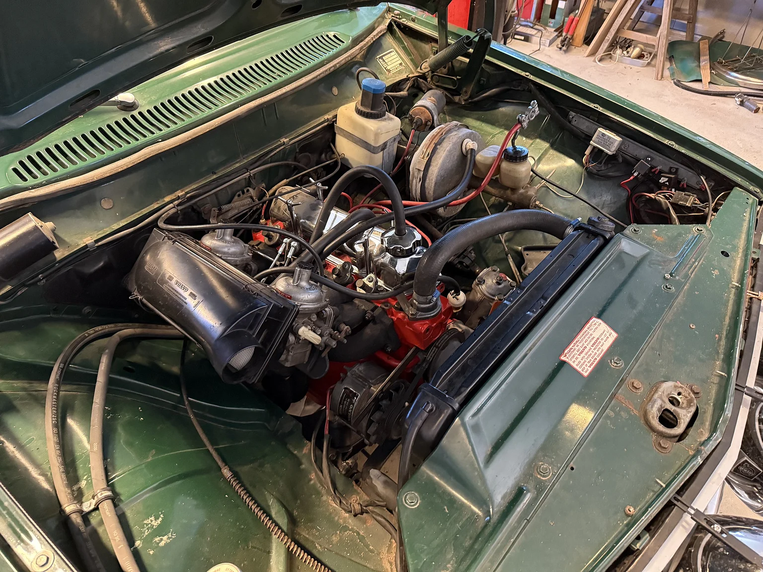 Image of 1973 Volvo 142 2.0 Deluxe (1) mechanics