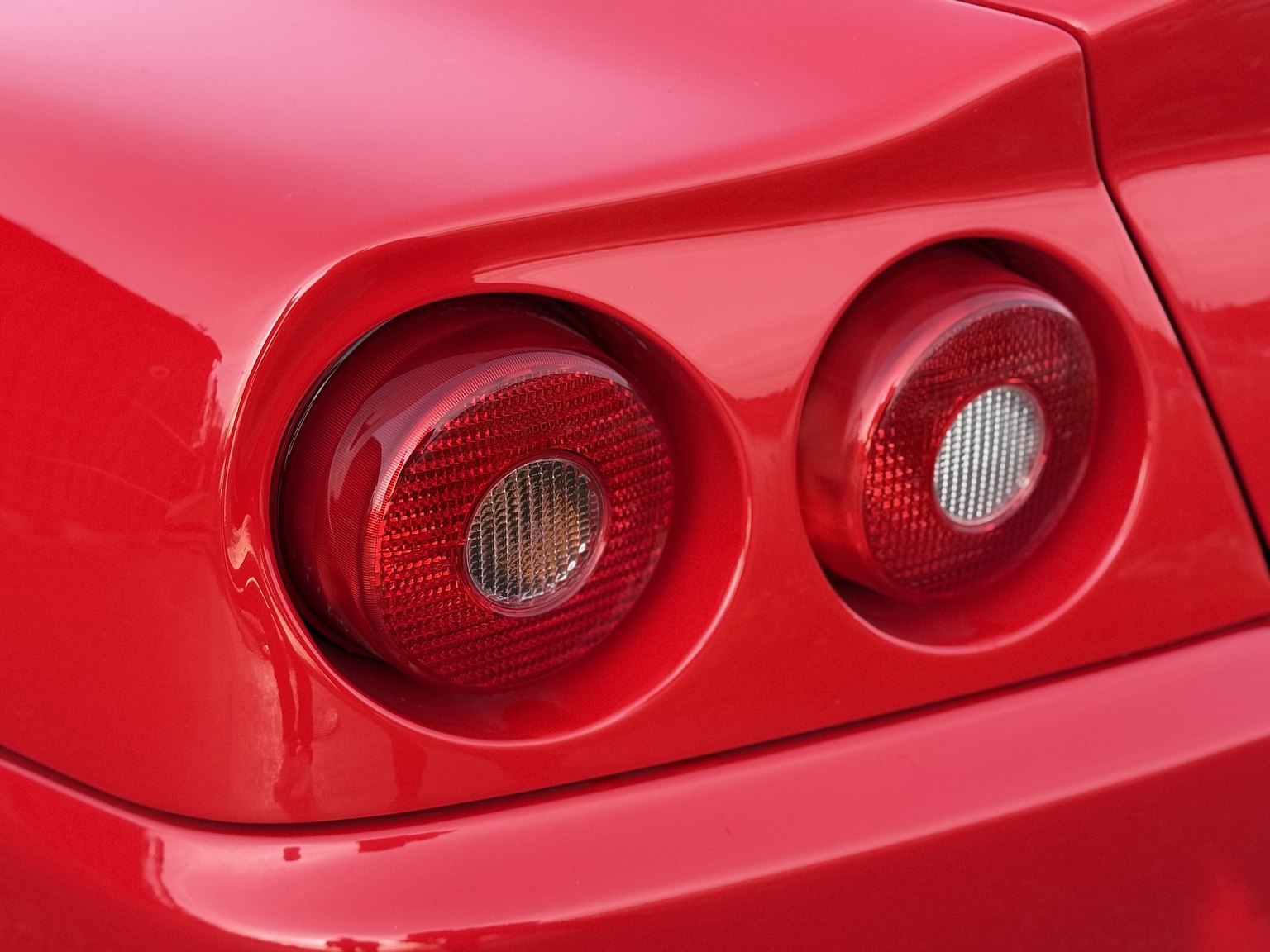 Exteriörbild på 2003 Ferrari 575M Maranello