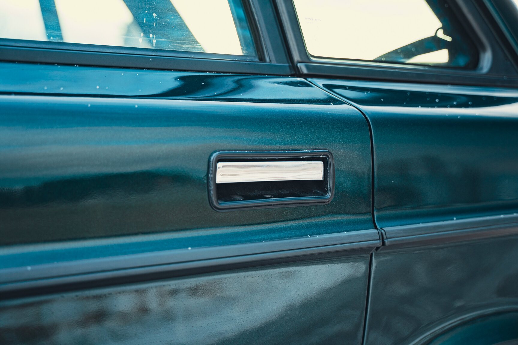Exterior image of 1980 VOLVO 240 V8