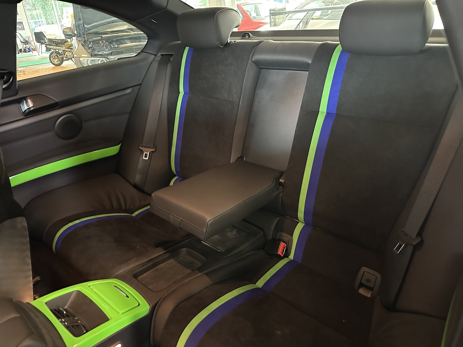 Interior image of 2013 ALPINA B3 GT3