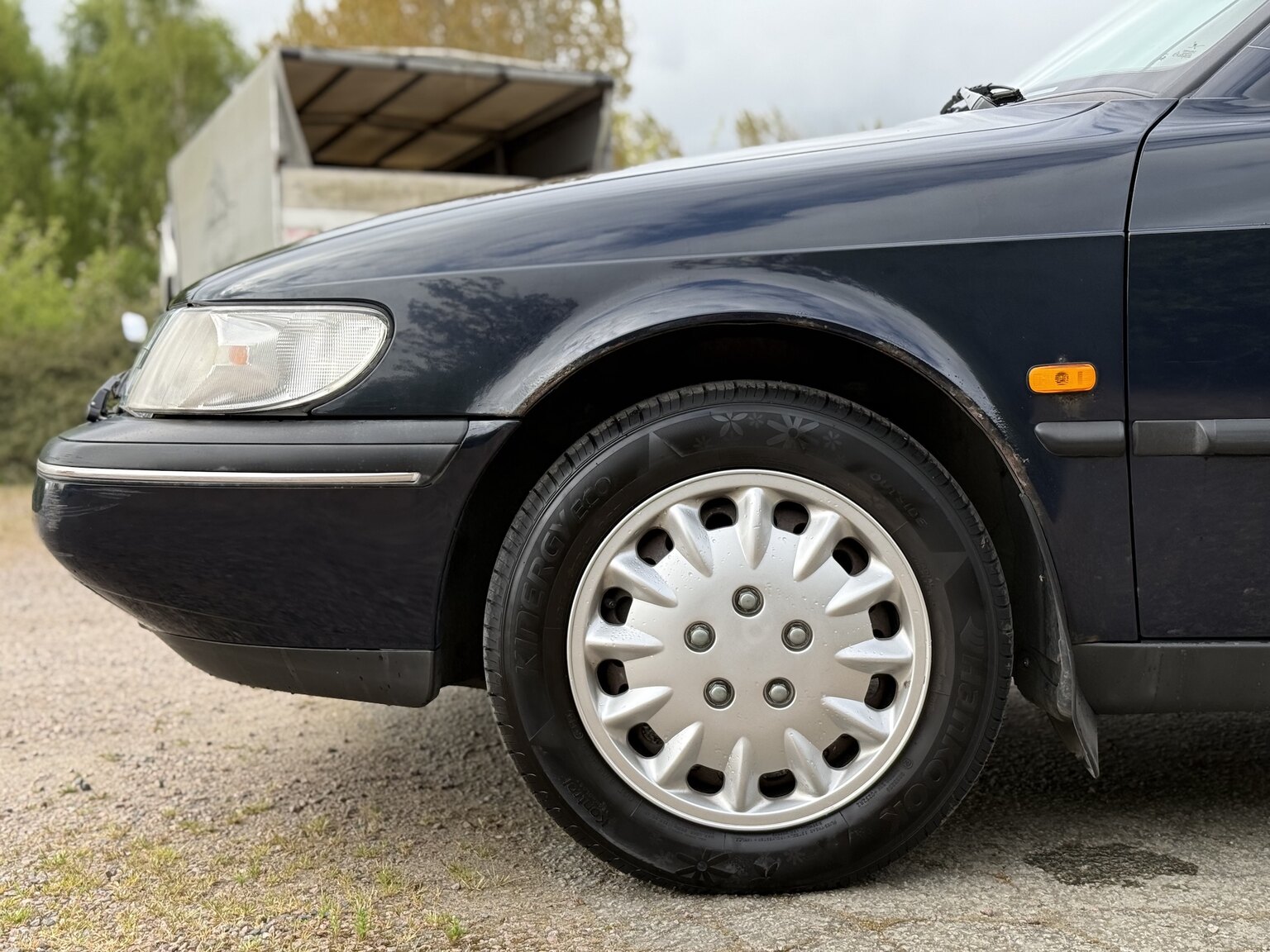 Exteriörbild på 1997 SAAB 900