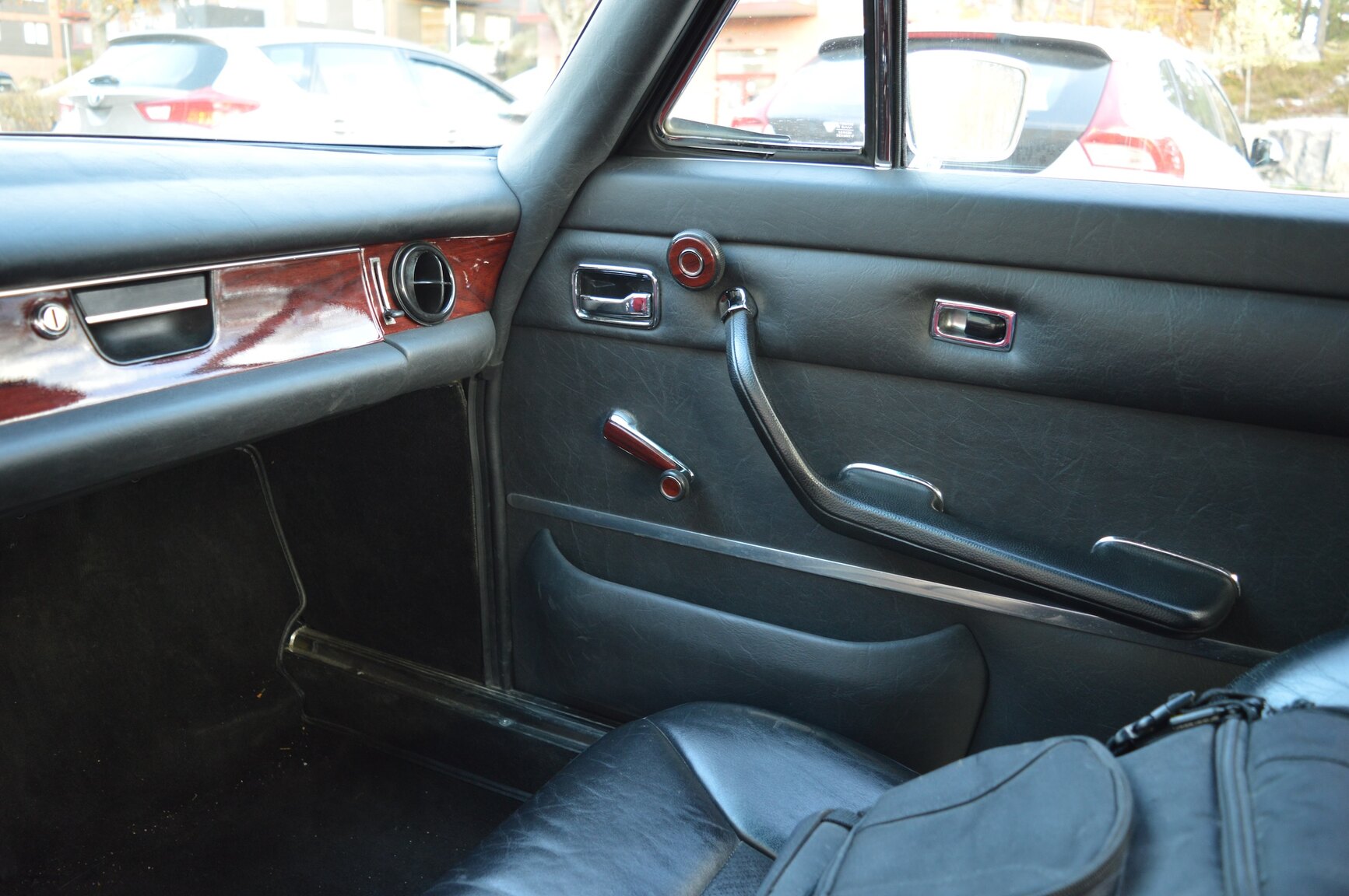 Interiörbild 1969 Mercedes-Benz 250 C "Lorinser"