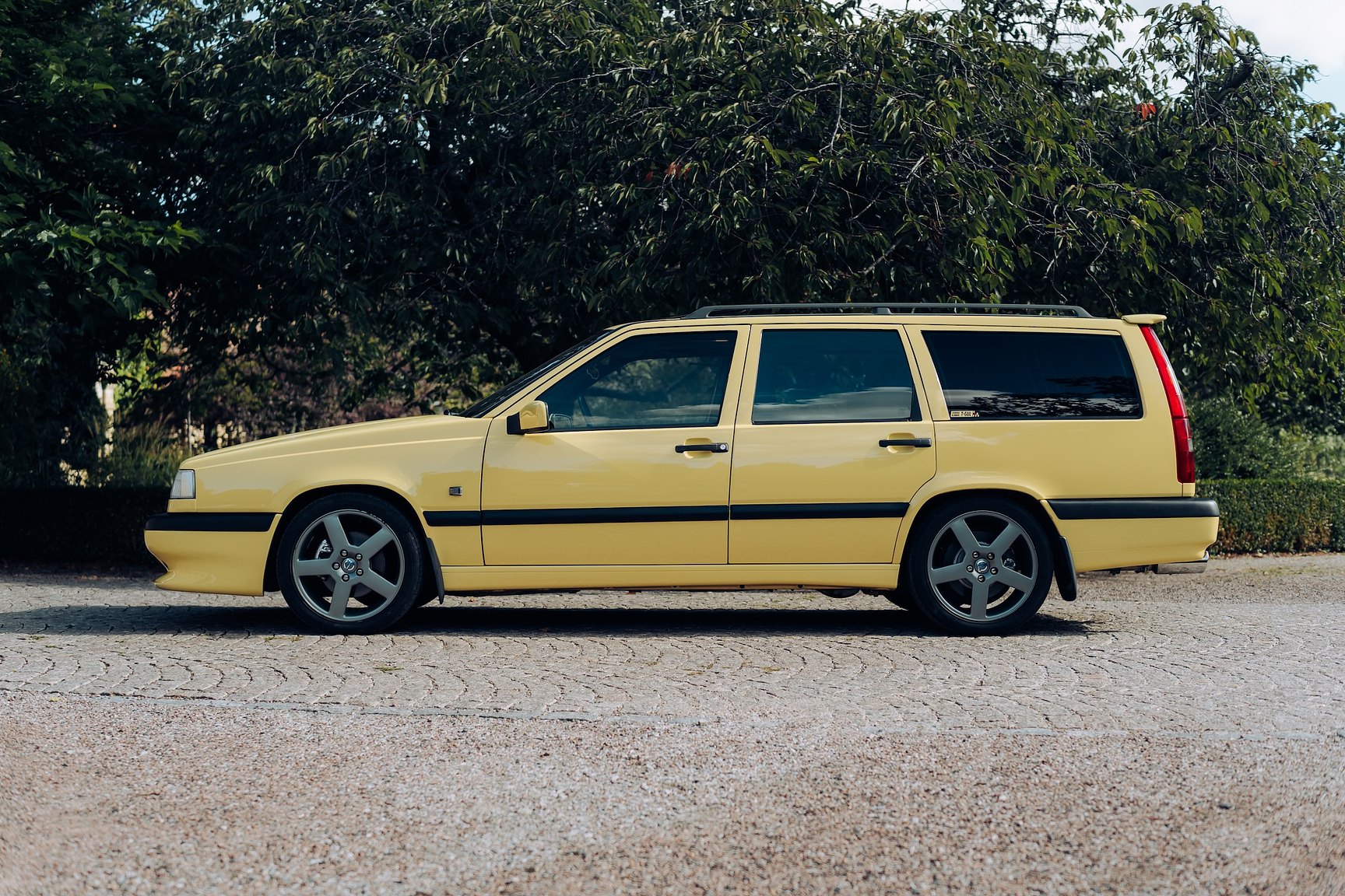 Exteriörbild på 1995 Volvo 850 T-5 R Kombi 