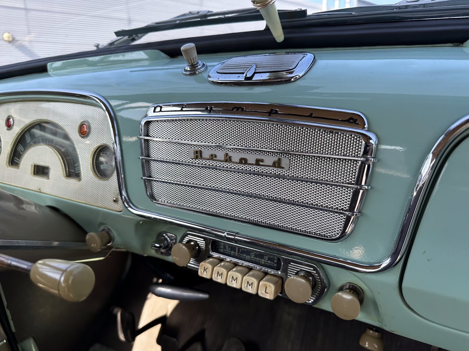 Interiörbild 1956 Opel Olympia Rekord