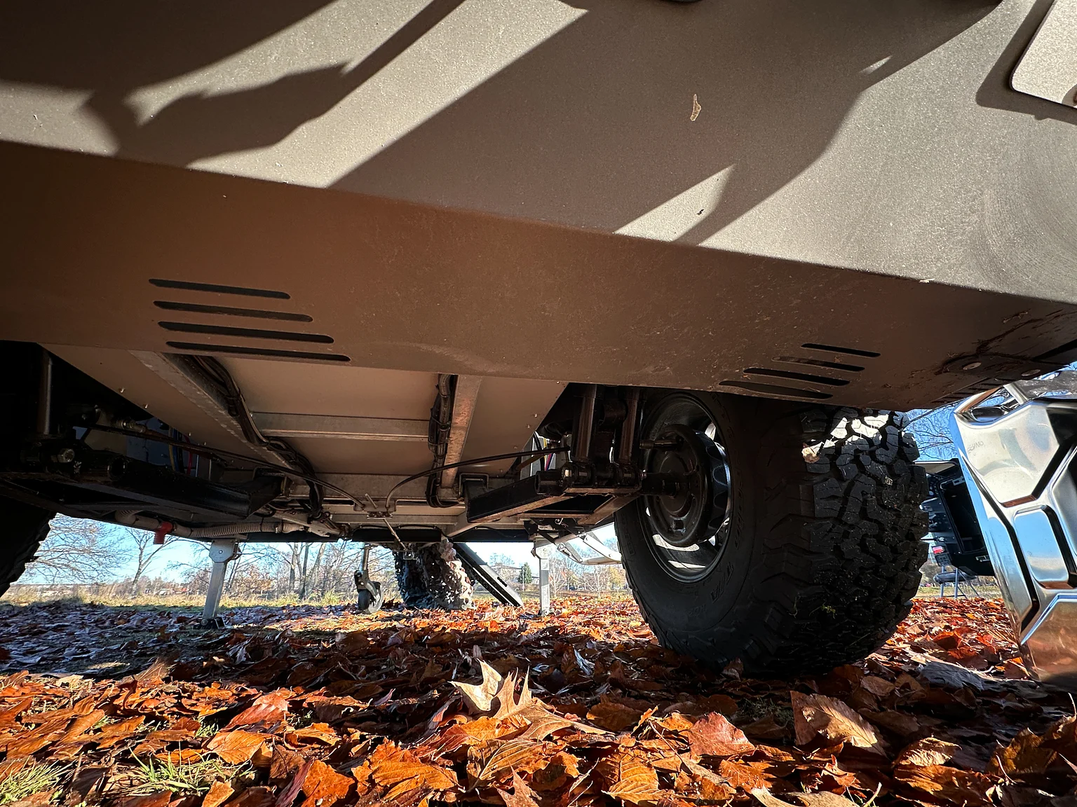 2025 Northea Trailer Expedition Crawler 458i Offgrid-Camper (4), Mekanik