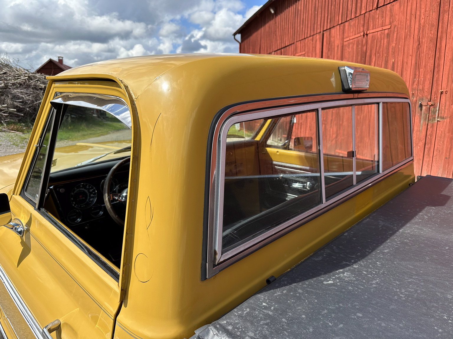 Exterior image of 1972 Chevrolet C10 Cheyenne (50)