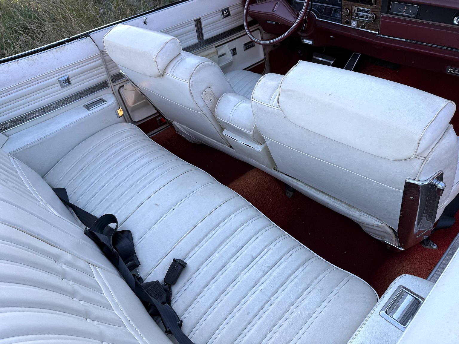 Interiörbild 1975 Oldsmobile Delta 88