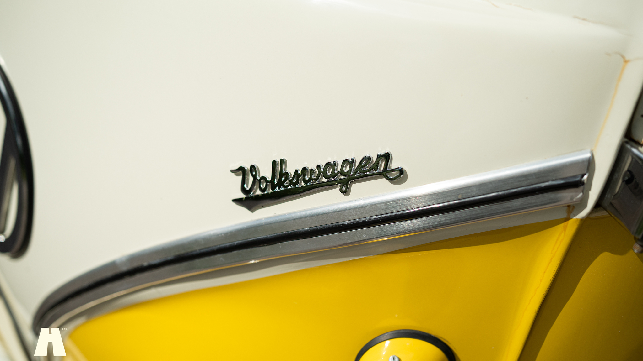 Exteriörbild på 1974 Volkswagen T1 Split Window  