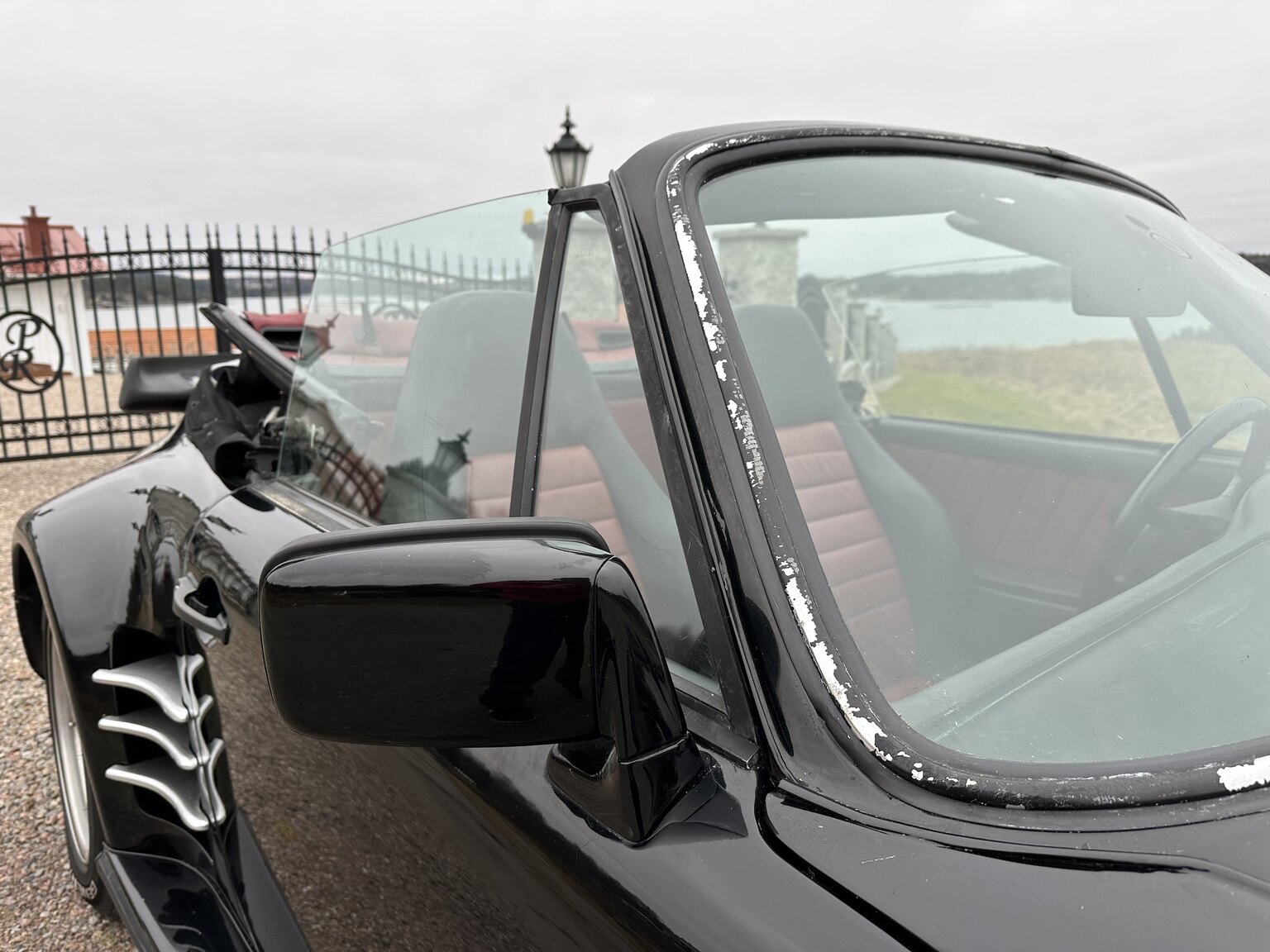 Exteriörbild på 1972 Porsche 911 T (39)