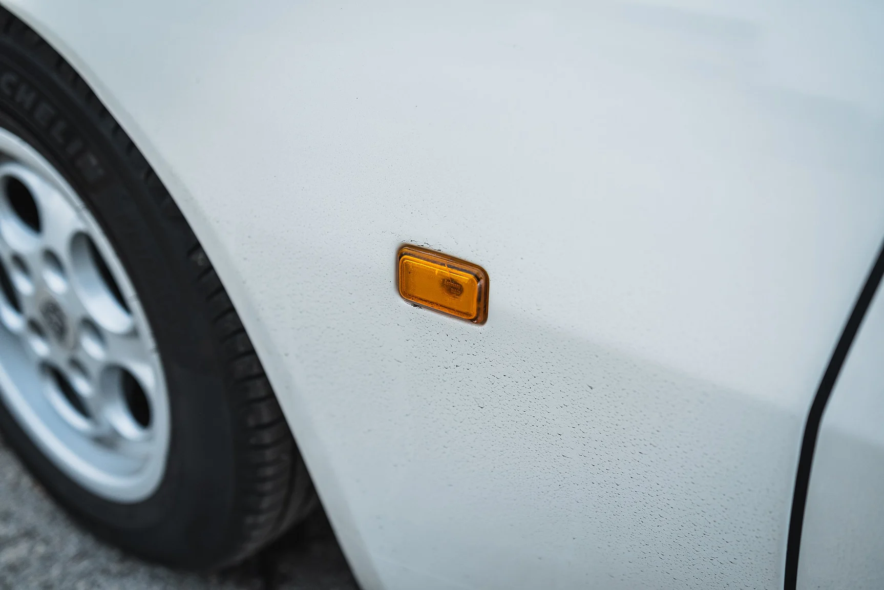 Exterior image of 1986 Porsche 944R (60)