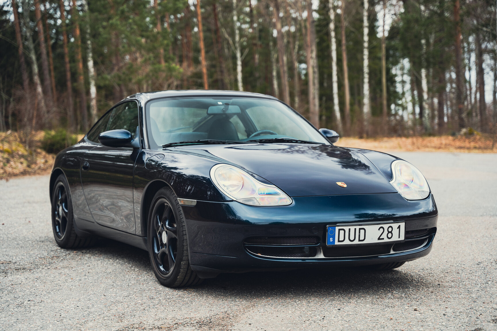 Exterior image of 1999 Porsche 911 Carrera 4