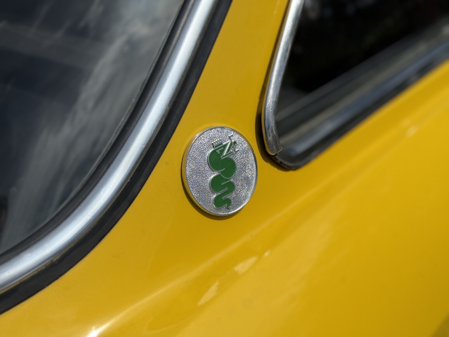 Exterior image of 1974 Alfa Romeo GT 1600 Junior