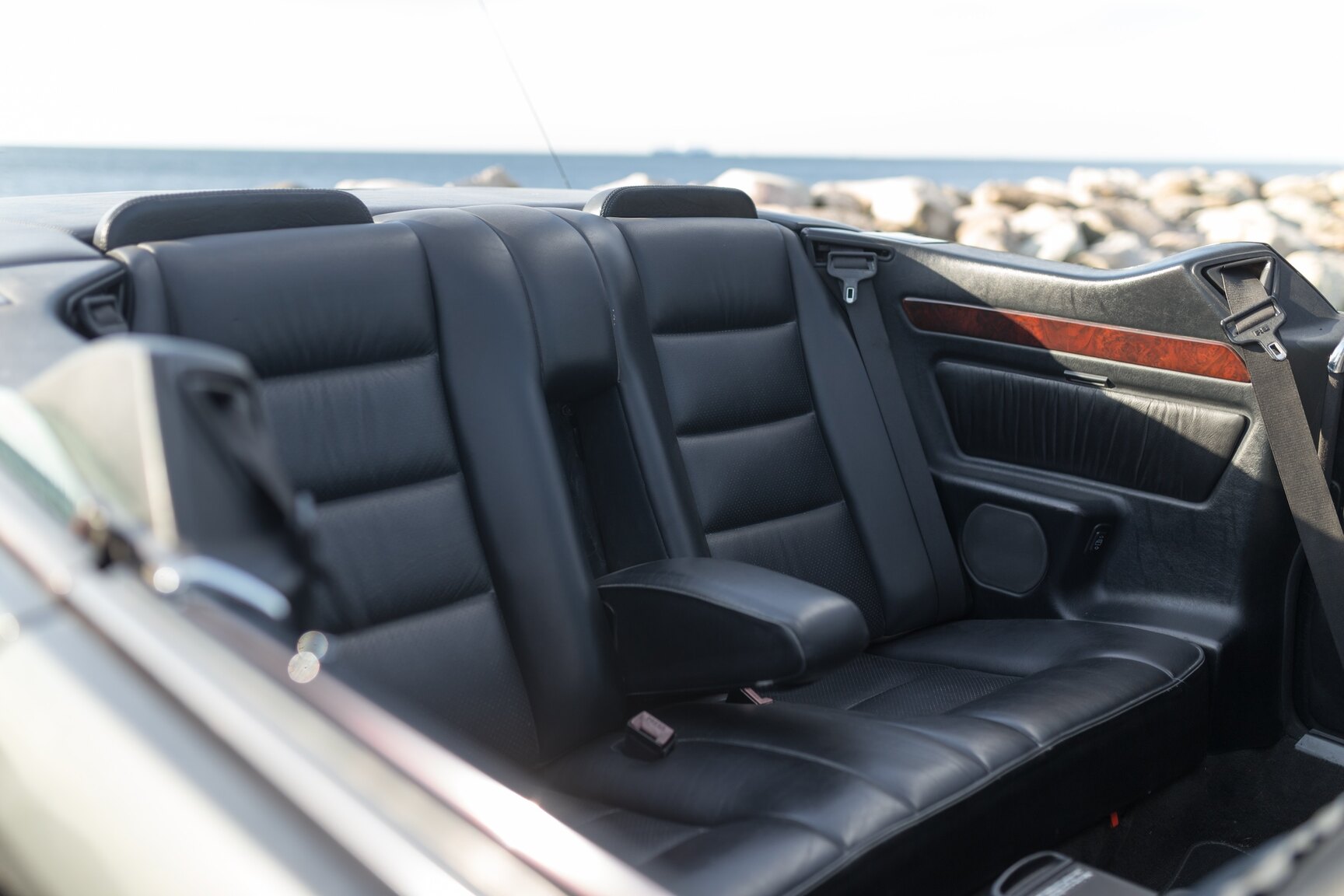 Interior image of 1993 Mercedes-Benz 300 CE-24 Cabriolet
