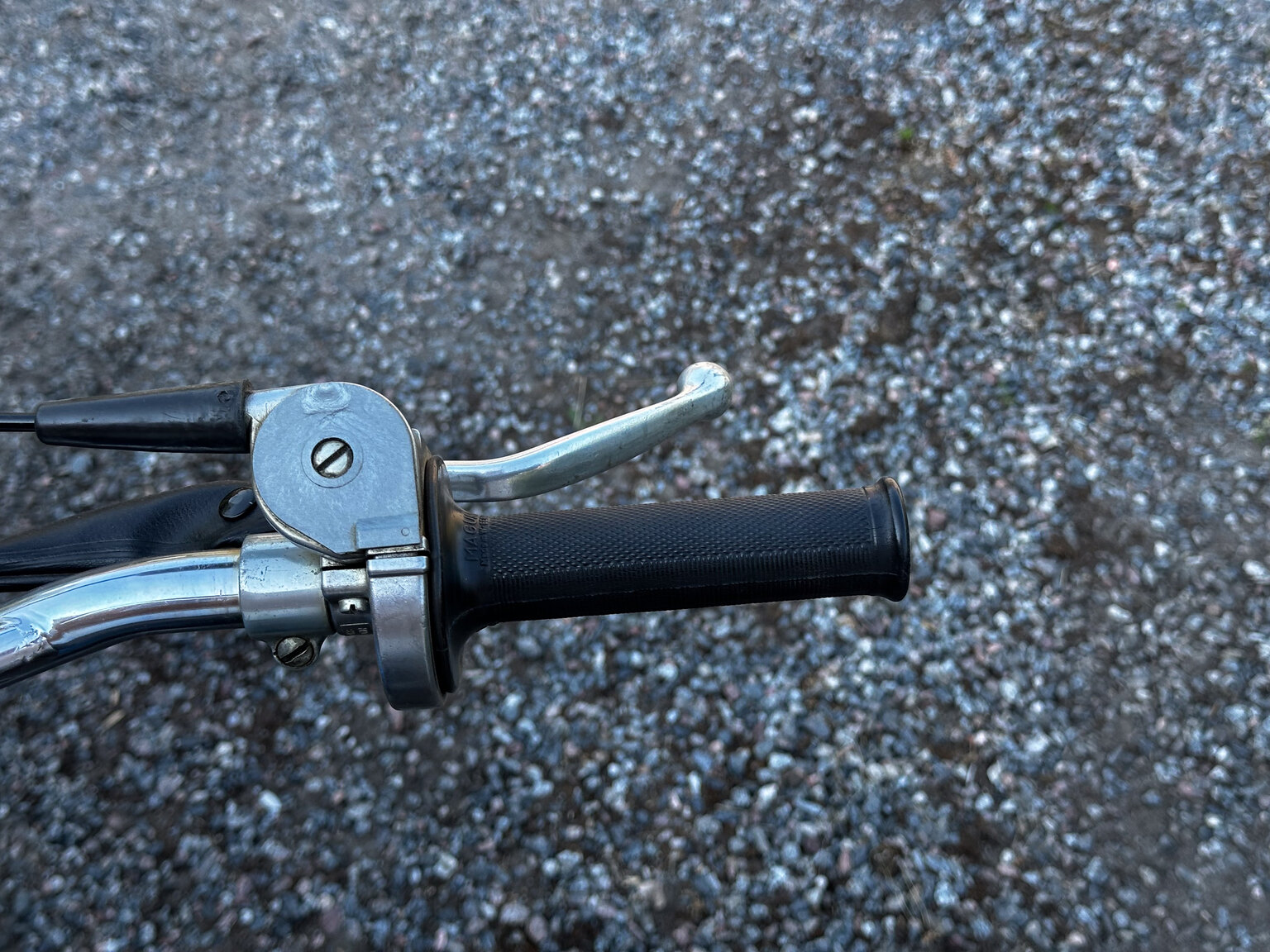 Exteriörbild på 1975 BSA Cheney 500