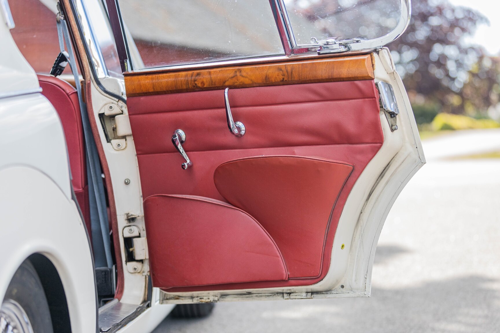 Interior image of 1968 Jaguar 340 XK Mark II