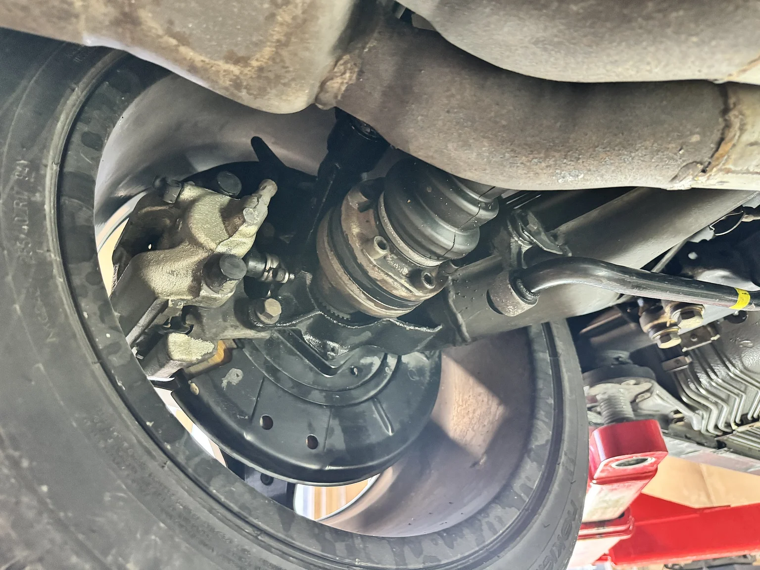 1993 BMW E34 M5 Touring  (66), Mekanik