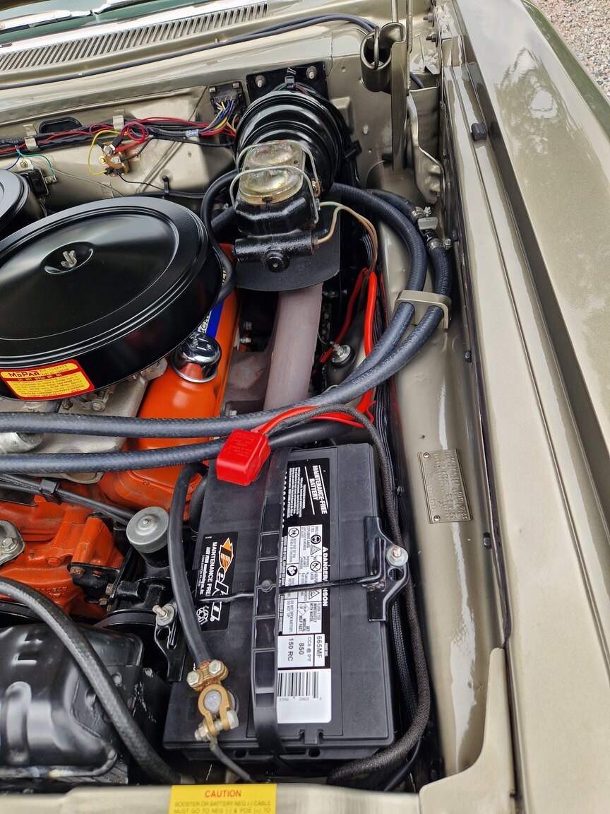 Image of 1964 Dodge Polara 500 mechanics