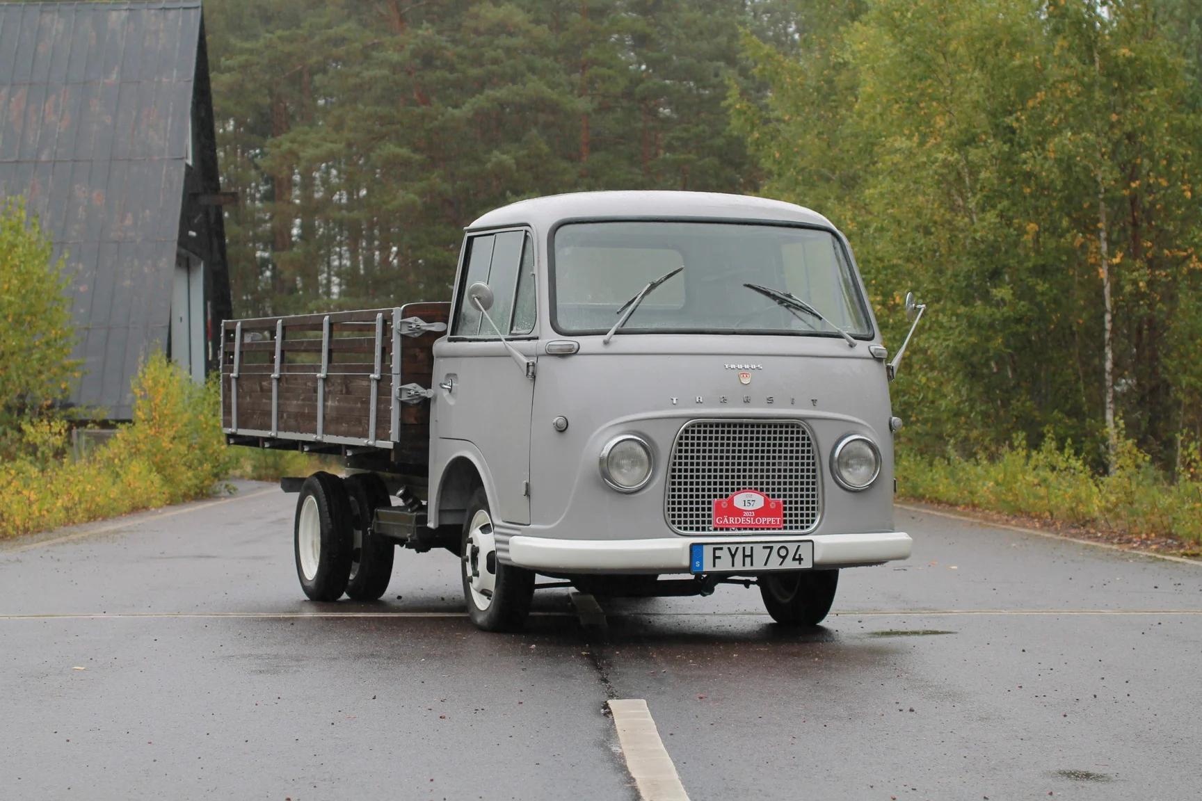 Aussenfoto 1965 Ford Taunus Transit 1500 Enkelhytt (1)
