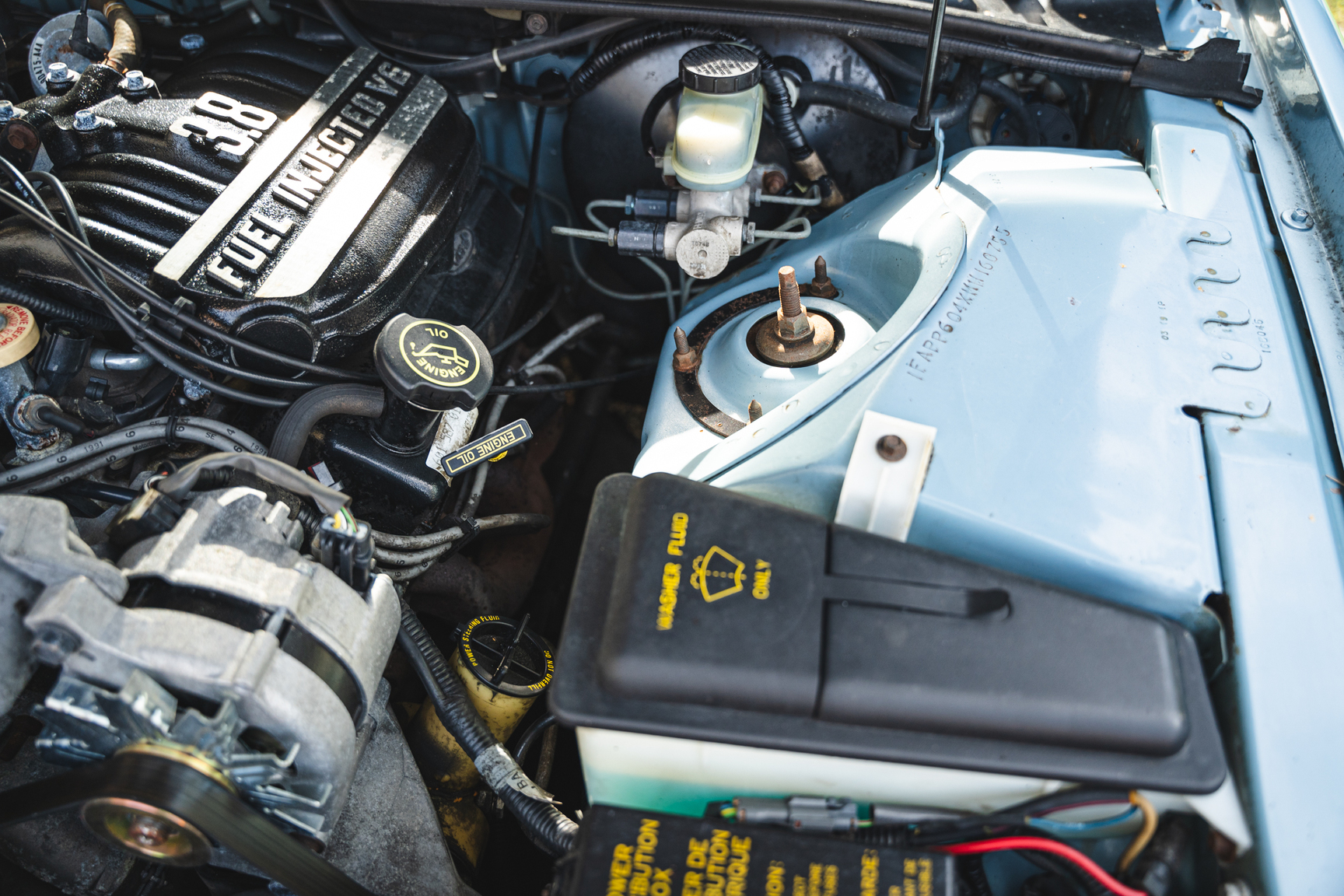 Image of 1991 Ford Thunderbird (22) mechanics