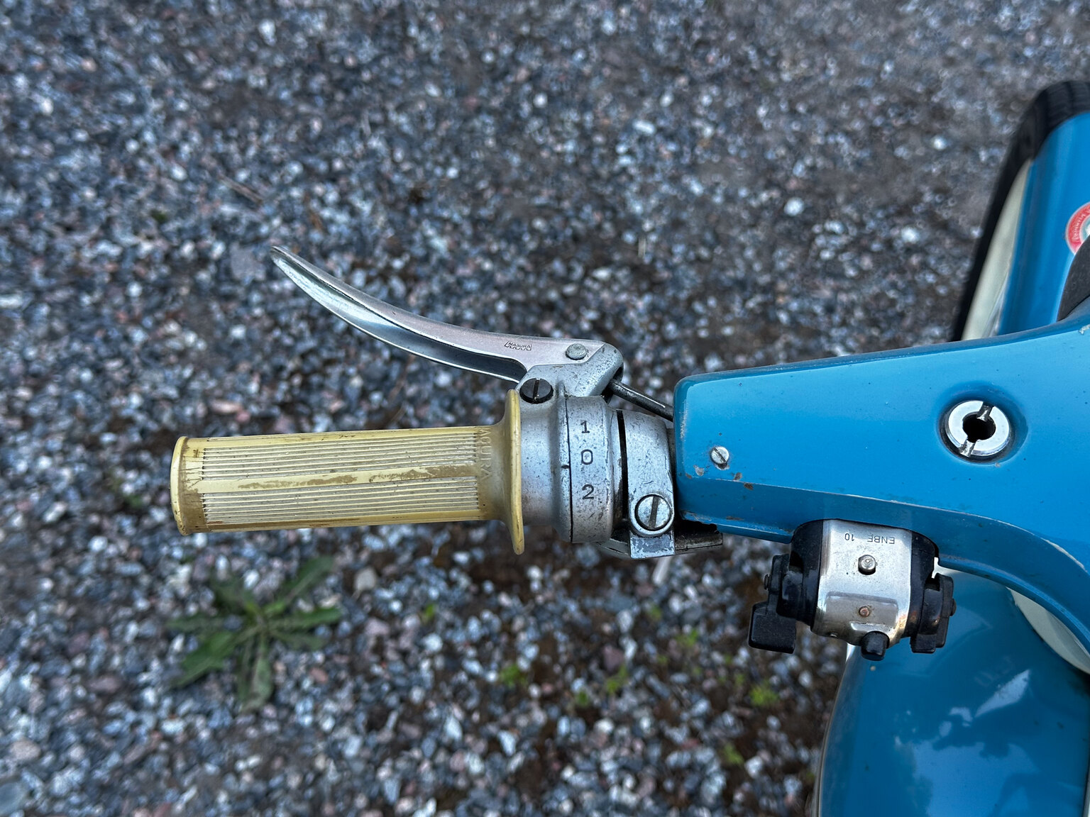 Exteriörbild på 1963 Crescent 1163 Raket