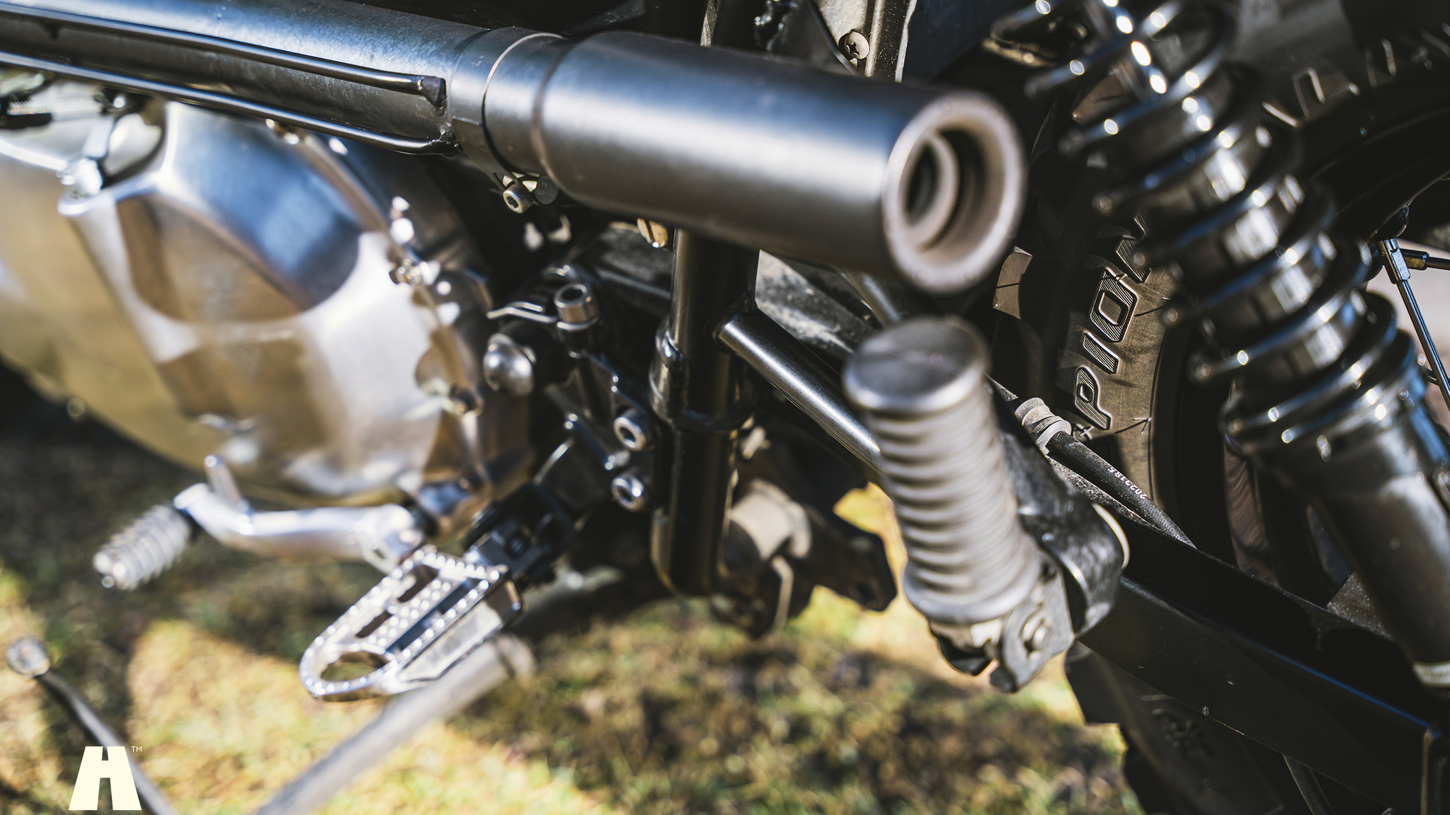 Image of 2010 Triumph Bonneville T100 "Scrambler" mechanics (8)