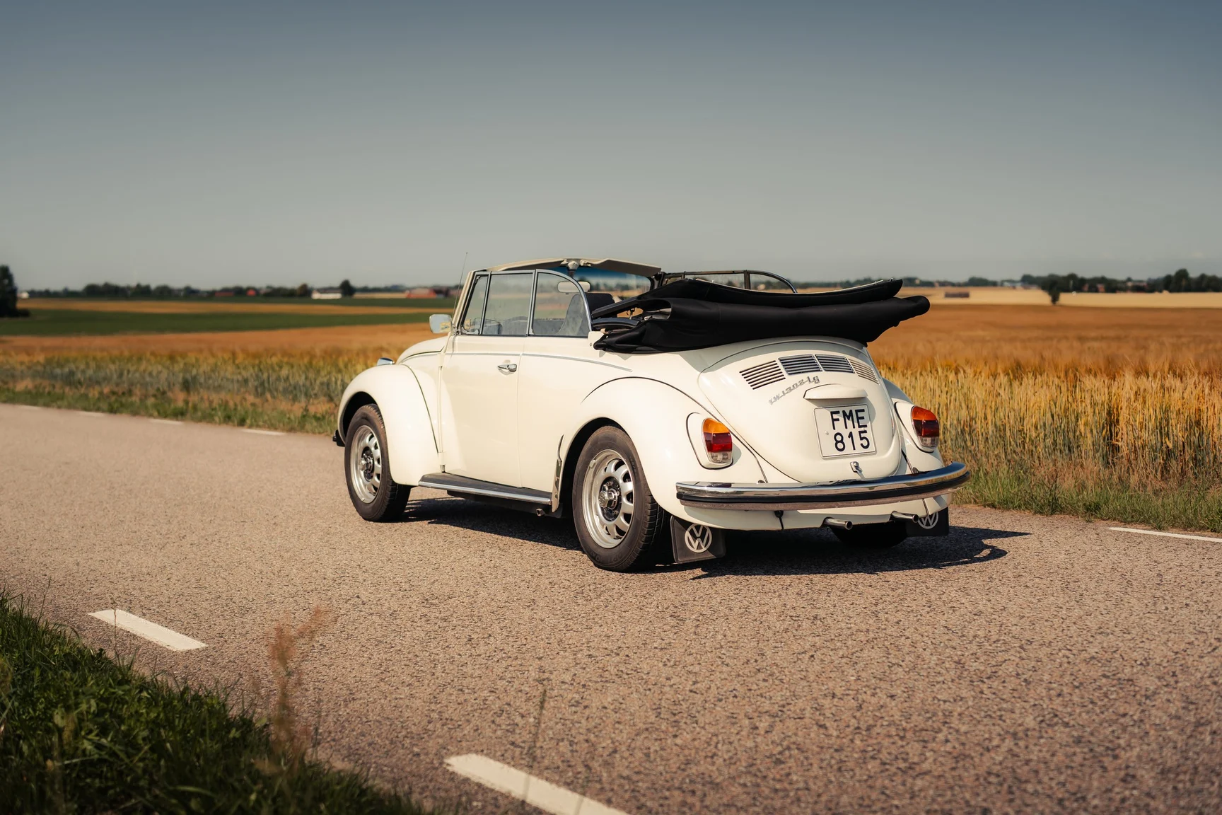 Exteriörbild på 1972 Volkswagen 1302 S Cabriolet (13)